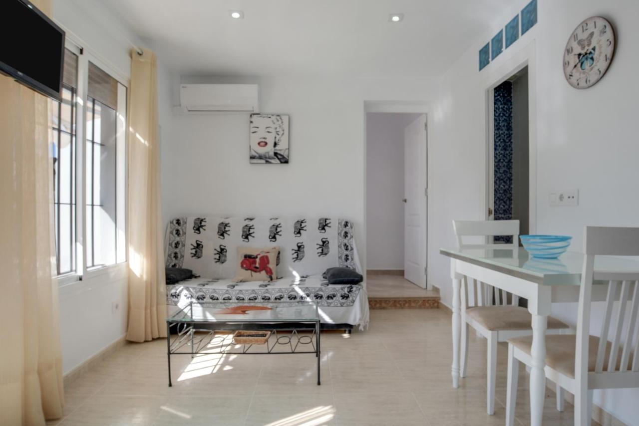 Apartamento Juan 1 コニル・デ・ラ・フロンテラ エクステリア 写真