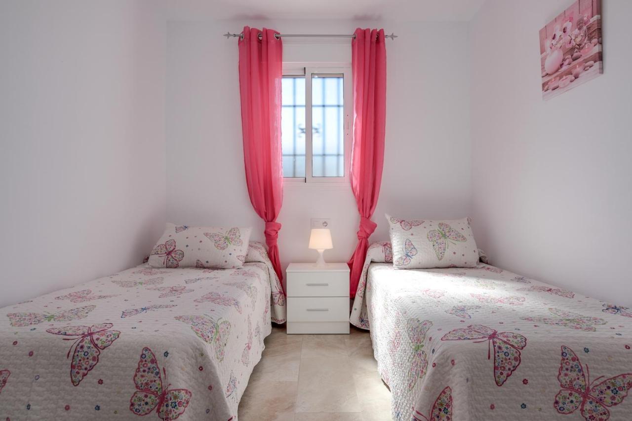 Apartamento Juan 1 コニル・デ・ラ・フロンテラ エクステリア 写真